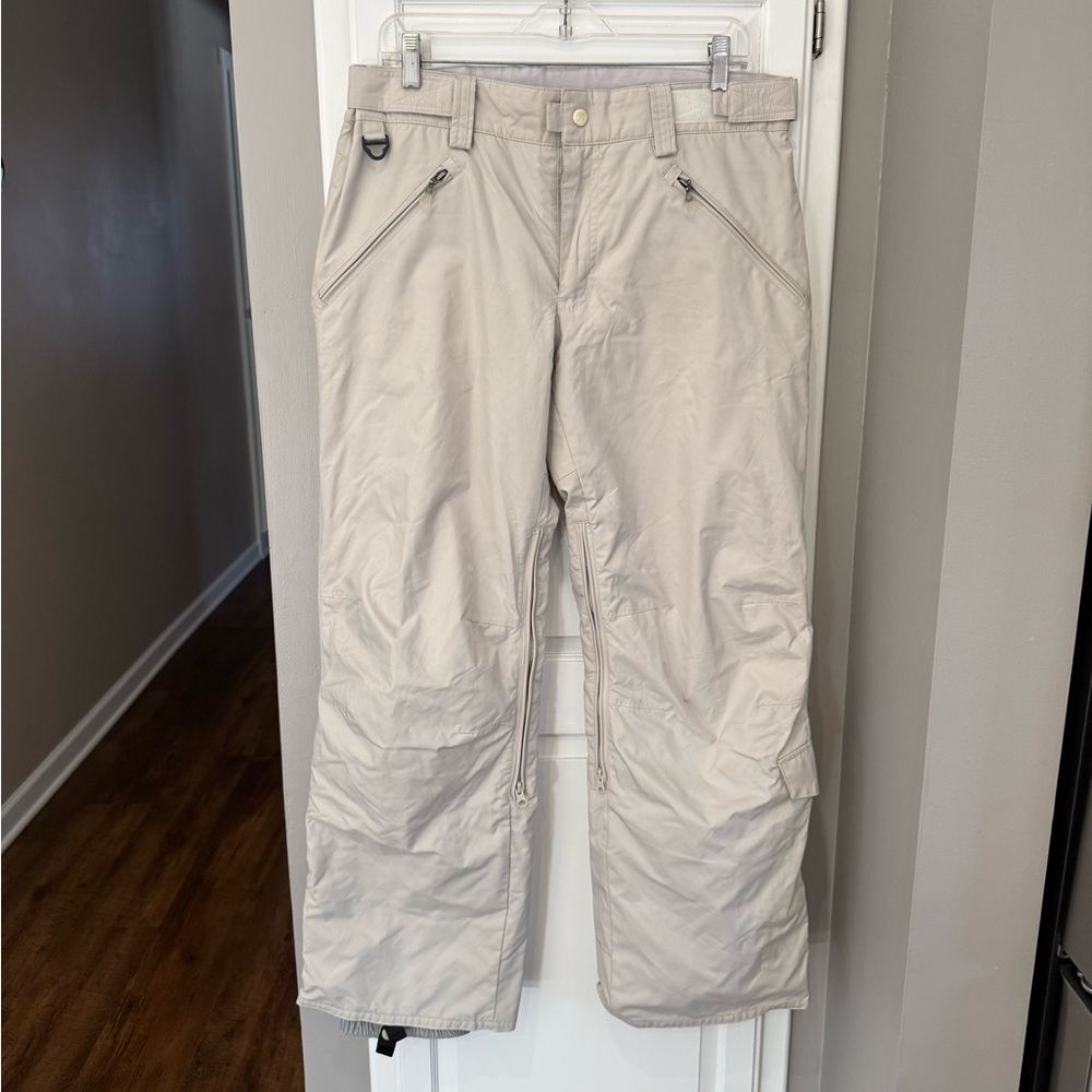 E408 snow pants
